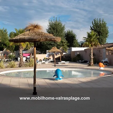 Mobil 8 Places *